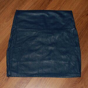 Yuetu Faux Leather Mini Skirt